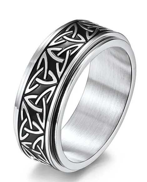 Spinner Rings with  Fashionable Designs